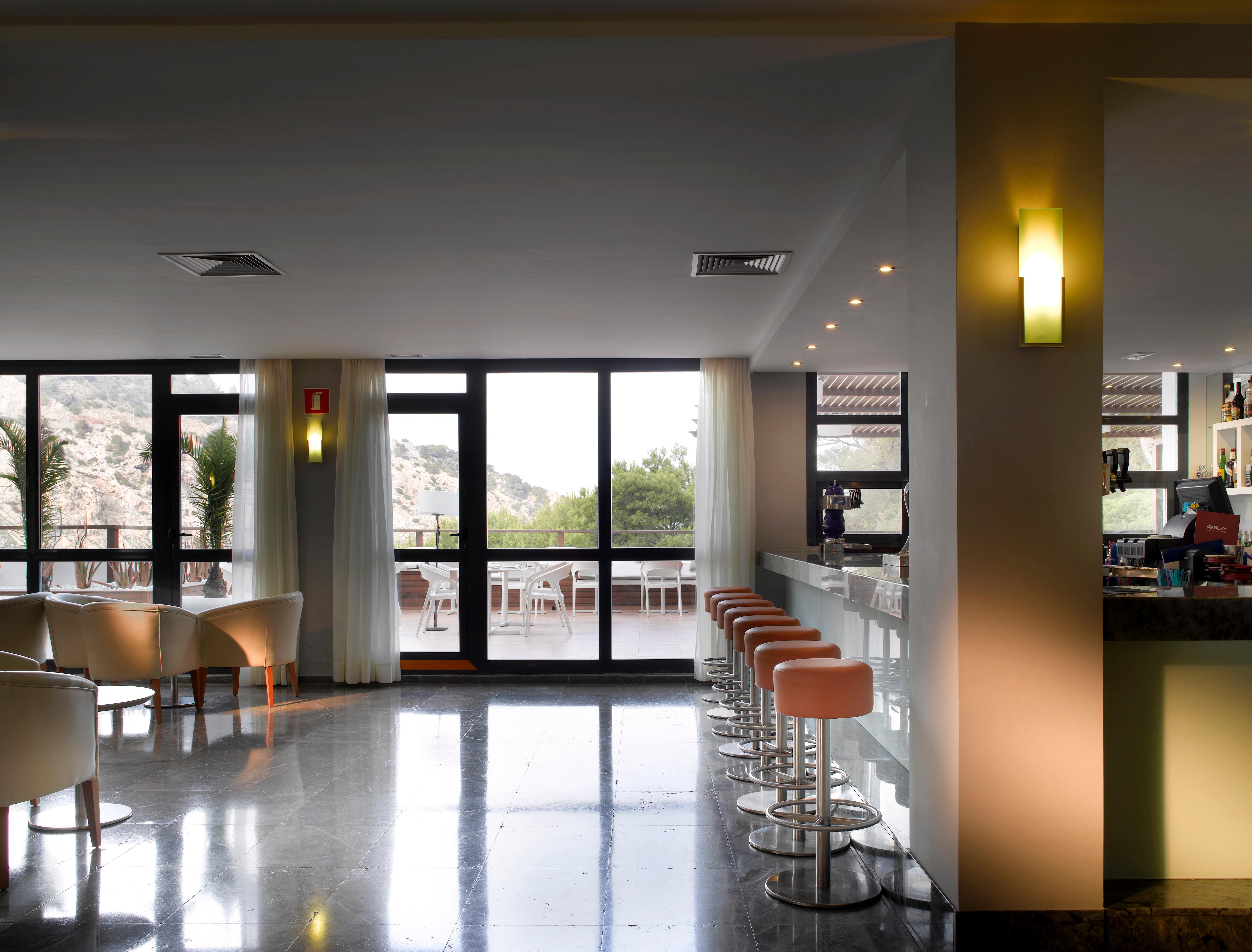 Palladium Hotel Cala Llonga - Adults Only 외부 사진