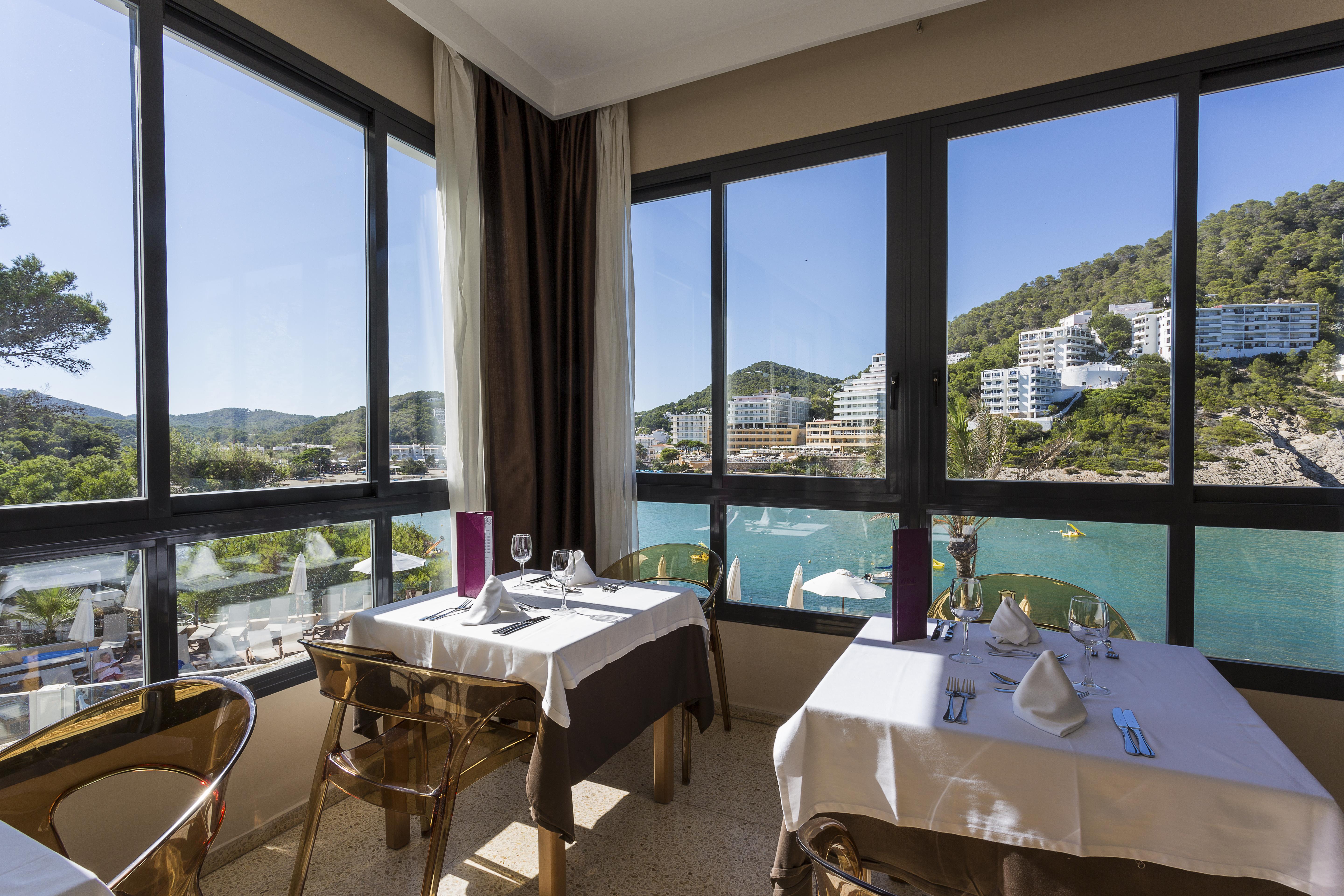 Palladium Hotel Cala Llonga - Adults Only 외부 사진