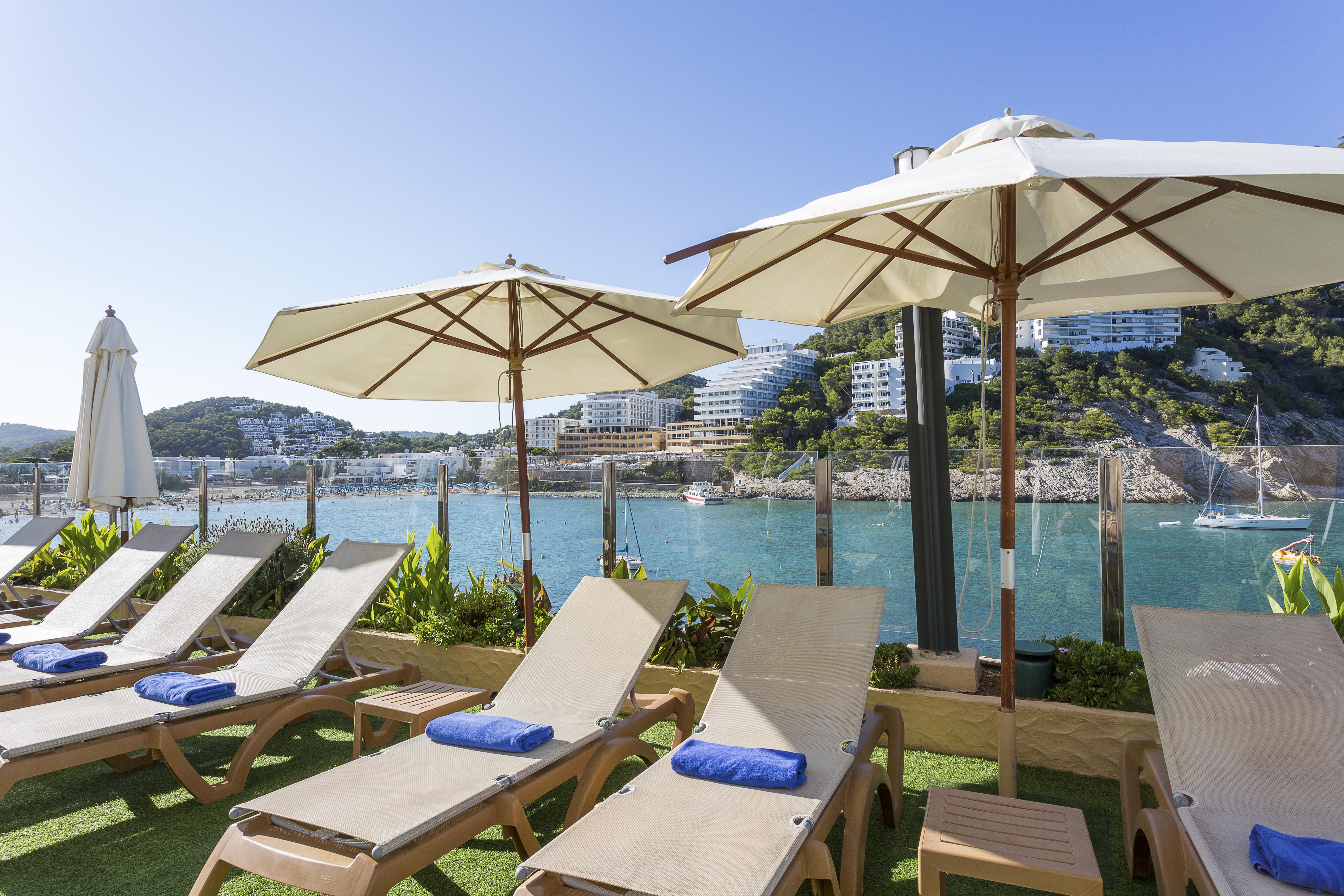 Palladium Hotel Cala Llonga - Adults Only 외부 사진