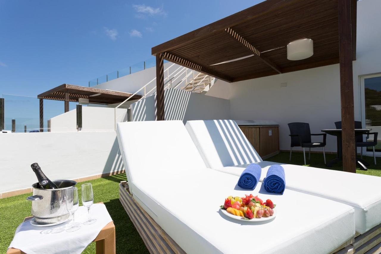 Palladium Hotel Cala Llonga - Adults Only 외부 사진
