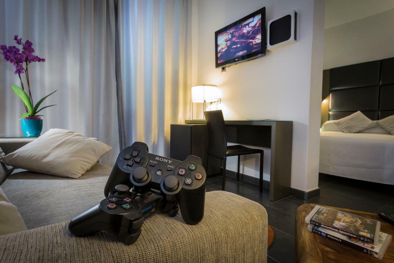 Palladium Hotel Cala Llonga - Adults Only 외부 사진
